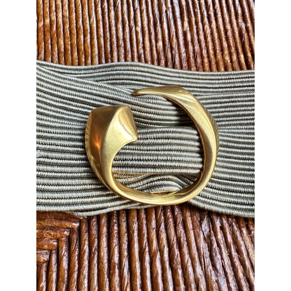 Vintage De Vecchi Italy Beige‎ Stretch Belt w/ Gold-Tone Buckle Size M - Picture 2 of 6
